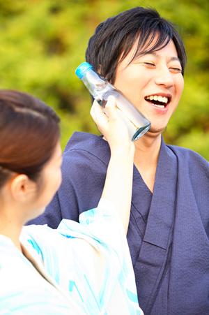 女性に人気の割烹着を通販で買える