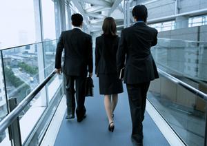 おしゃれで機能的！折りたたみ日傘の選び方とおすすめデザイン10選